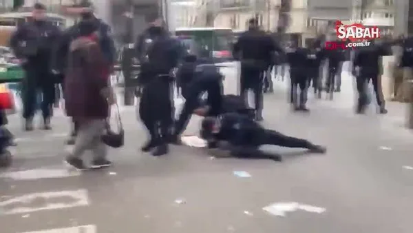 Fransa'da sokağa çıkma yasağına uymayanlara polisten sert müdahale! | Video