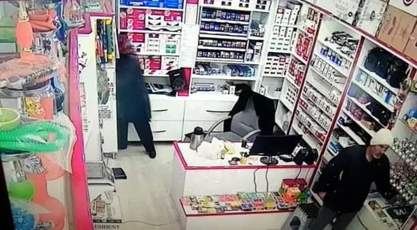 Zonguldak'ta akılalmaz soygun! Oturup çay içti!