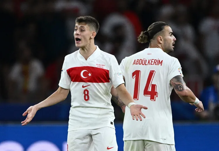 Başkan Erdoğan’dan Merih Demiral, Montella, Arda Güler ve yabancı sınırı hakkında flaş açıklamalar!