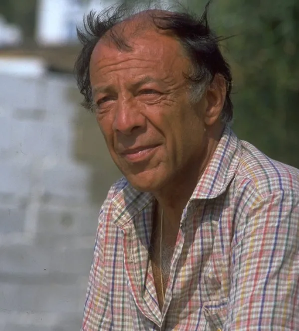 Münir Özkul hayatını kaybetti