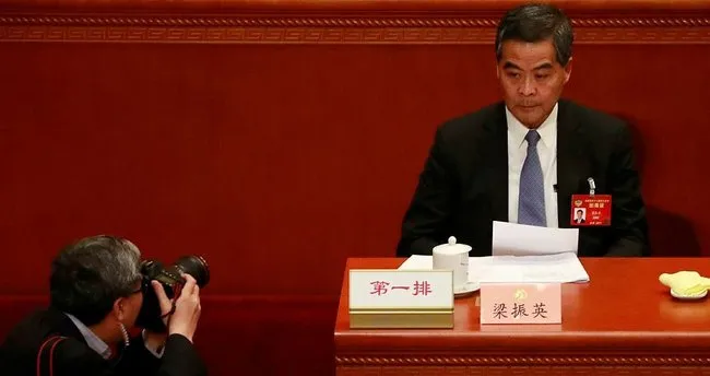 Çin’den Hong Kong lideri Leung’a yeni görev