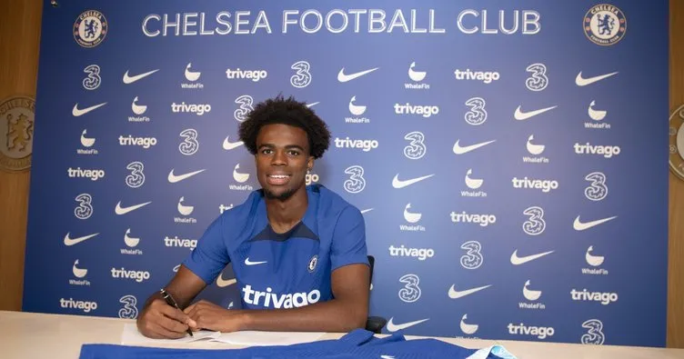 Chelsea, Chukwuemeka ile 6 yıllık sözleşme imzaladı