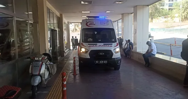 Şanlıurfa'da otomobilin çarptığı yaşlı adam öldü Şanlıurfa'da otomobilin çarptığı yaşlı adam öldü
