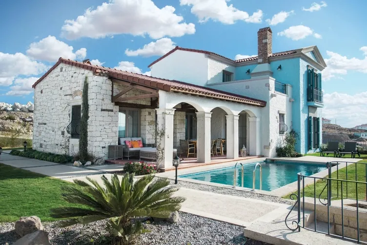 İspanyol dedektifler Türk kızı Yasemin Gündoğan'ın peşinde! 230 milyonluk vurgunda flaş gelime