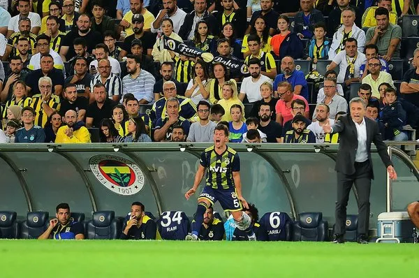 Ersun Yanal'dan Fenerbahçe'nin yıldızına kesik!