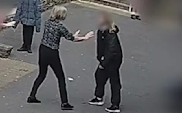 İngiltere’de korkunç saldırı: Okulda dehşet saçtı!