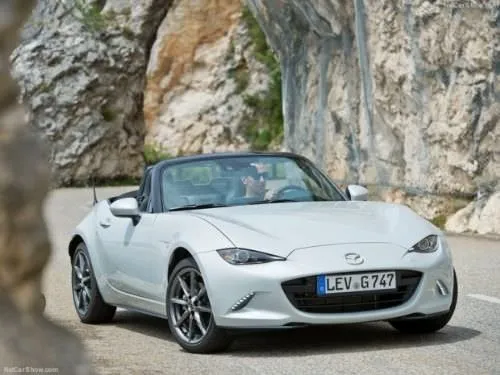 Mazda MX-5 2016 konsepti