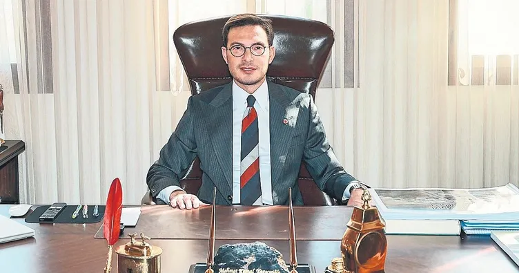 Başkanın odasında böcek bulundu