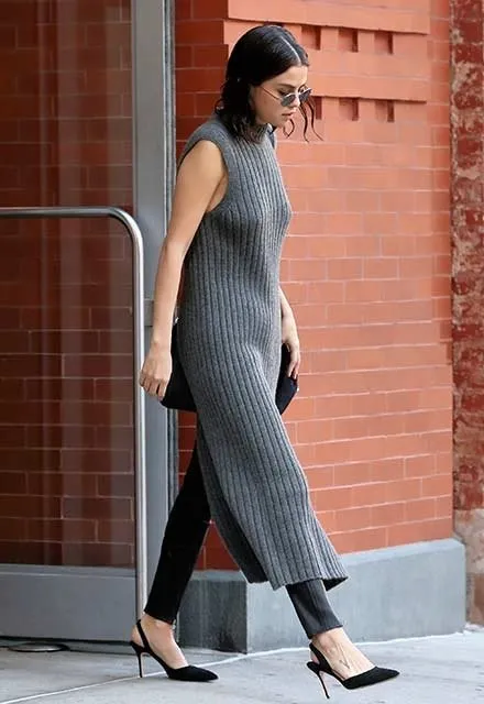 Selena Gomez, sokak stiliyle hayran bıraktı!