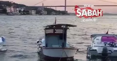 Yabancı askeri gemiler kıyıdaki tekneleri parçaladı | Video