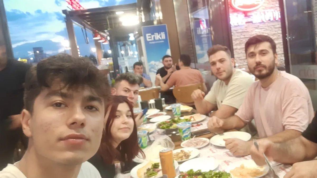 Hakan Çakır hep 23 yaşında... Son doğum gününden geriye bu görüntüler kaldı...