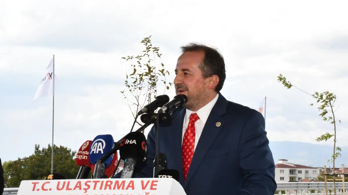 Bakan Uraloğlu'nun katılımıyla İznik Çevre Yolu hizmete girdi