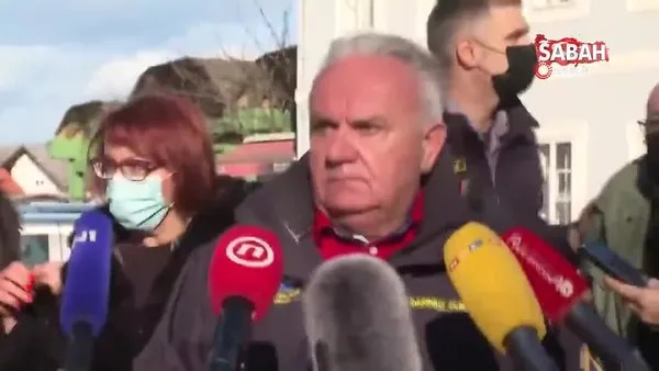 Hırvat Belediye Başkanı canlı yayında artçı depreme yakalandı | Video