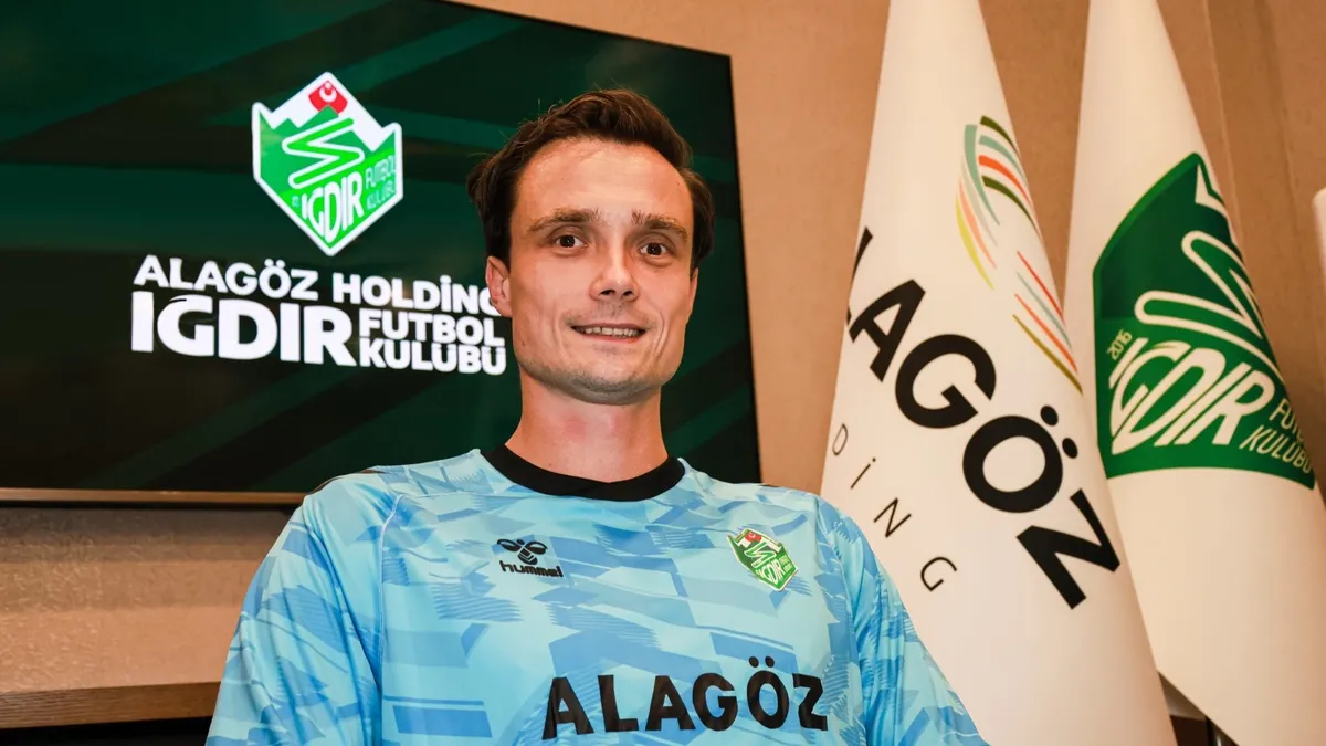 Iğdır FK'nin yeni transferi Jakub Szumski