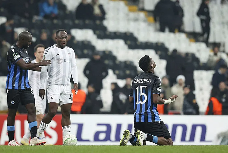 besiktas-evinde-hezimeti-yasadi-36-yil-sonra-bir-ilki-yasadi-1701411435239.jpg