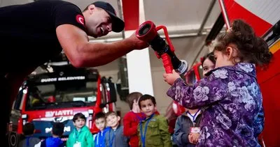 Düzce itfaiyesi minikleri ve çocukları ağırladı #duzce