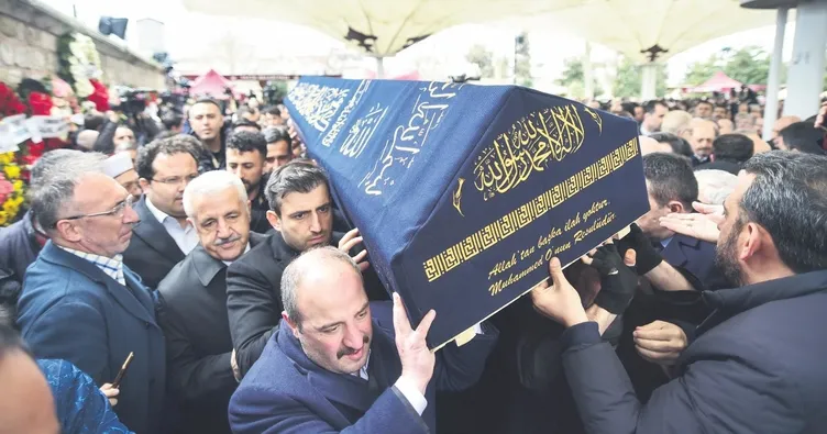 Bakan Varank’ın babasına veda