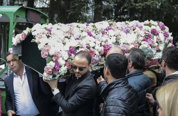 Son dakika: Mina Başaran'ın cenaze töreni! Son yolculuğuna uğurlandı