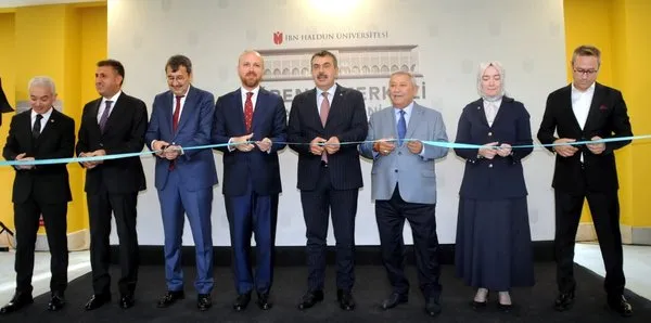 ibn-haldun-universitesinin-duzenledigi-2023-2024-akademik-yilinin-acilisi-yapildi-1696248943268.jpg