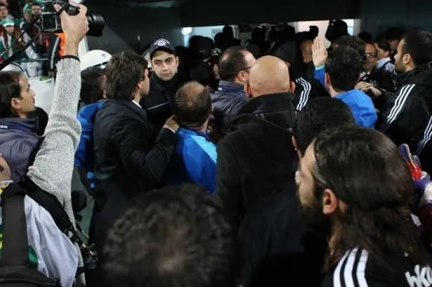 Bursa’da maç bitti ortalık karıştı