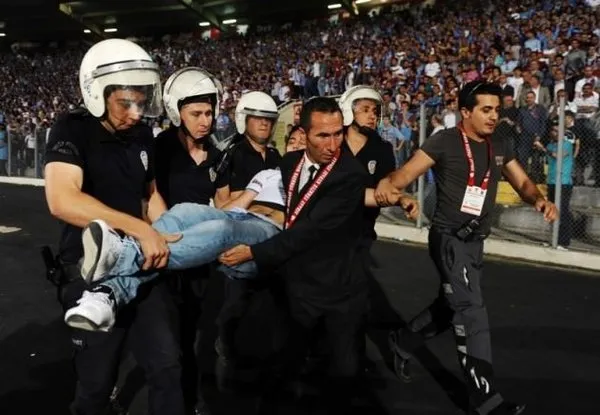 Fenerbahçe-Trabzonspor maçından kareler