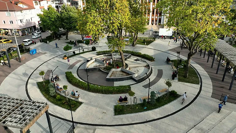 SON DAKİKA! Bakan Kurum: Sözümüzü tuttuk ilçeleri ayağa kaldırdık! Selin vurduğu Bozkurt Karadeniz’in Bodrum’u oldu