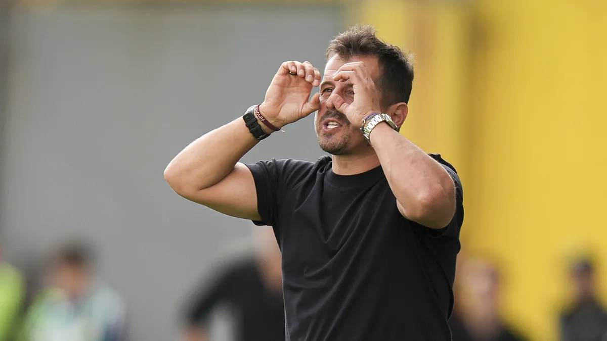 Emre Belözoğlu: "Başarı varsa bunun aktörü oyuncular"