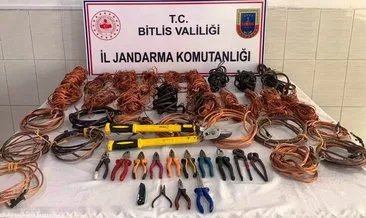 Bitlis’te hırsızlıktan aranan 8 kişi yakalandı #bitlis