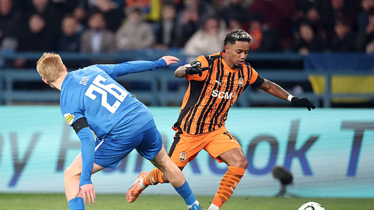 Shakhtar Donetsk, AZ Alkmaar’ı farklı geçti! Shakhtar Donetsk, AZ Alkmaar’ı farklı geçti!