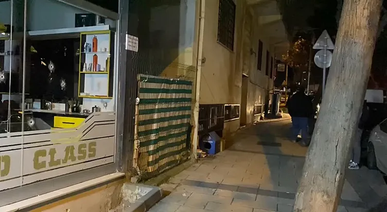 Bağcılar’da berber dükkanına ikinci silahlı saldırı: Bu sefer ağır yaralandı!