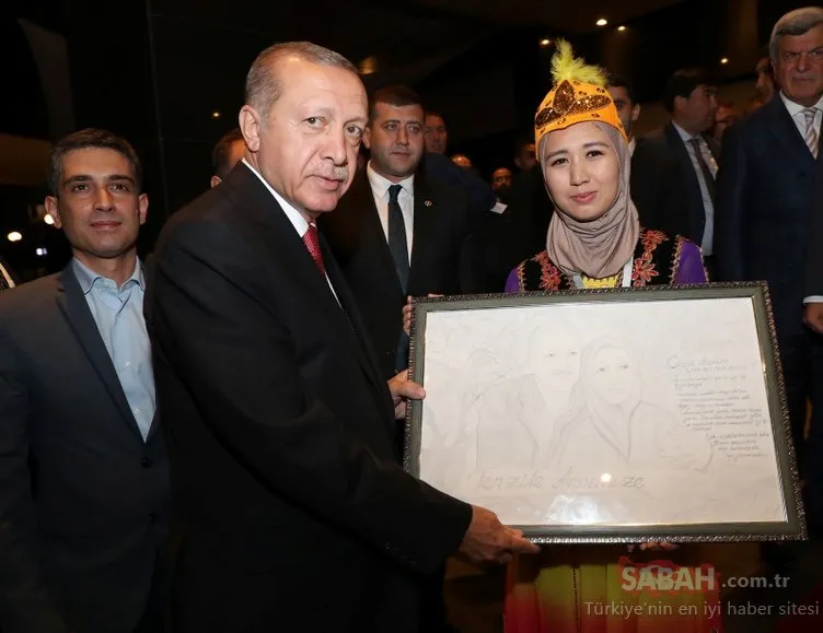 Bişkek sokaklarında Başkan Erdoğan'a sevgi seli