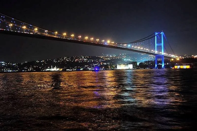 bogazici koprusu nun aydinlatma sistemi sokuluyor son dakika haberler