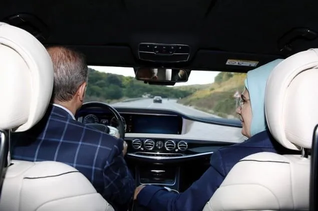 Cumhurbaşkanı Erdoğan kendi kullandığı araçla Yavuz Sultan Selim Köprüsü’nden geçti