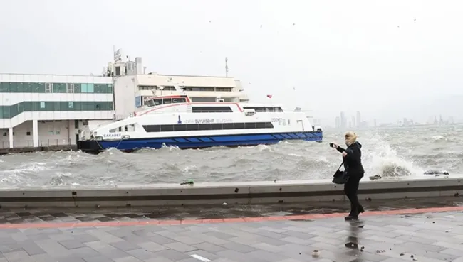 son-dakika-hava-durumu-uyarisi-istanbulda-11-bofor-siddetinde-firtina-saat-verildi-sakin-disari-cikmayin-kirem-1767861935808.png (1141×648)