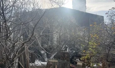 Esenyurt’ta depoda korkutan yangın! Dumanlar metrelerce yükseldi