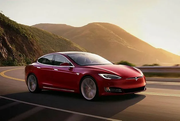 TESLA SUÇLU BULUNDU