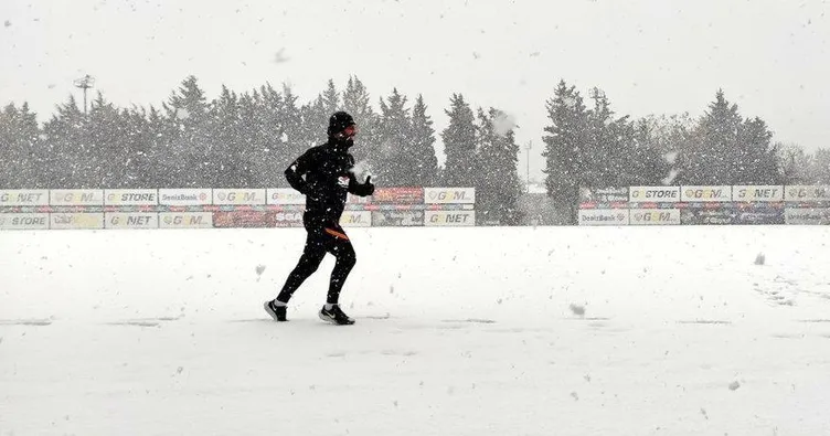 Arda Turan tam gaz devam!