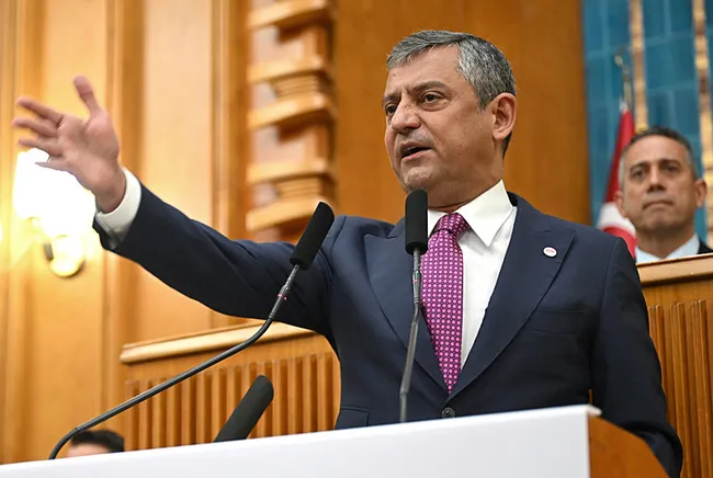 son-dakika-ozgur-ozel-turkiyeyi-yine-sikayet-etti-bu-kez-italyadan-yardim-istedi-ulkesini-dusmanca-sozlerle-he-1787035049592.jpeg SON DAKİKA… Özgür Özel Türkiye’yi yine şikayet etti! Bu kez İtalya’dan yardım istedi: Ülkesini düşmanca sözlerle hedef aldı...
