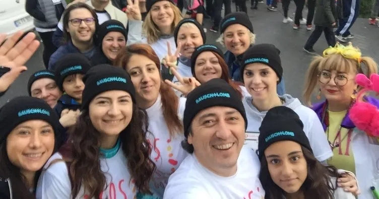 Vodafone İstanbul Maratonu’nda  görme engelliler için koştular
