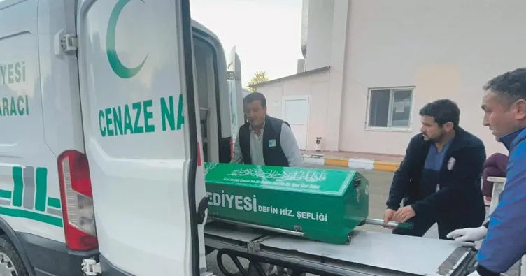 Dedesinin otomobilinin altında kaldı