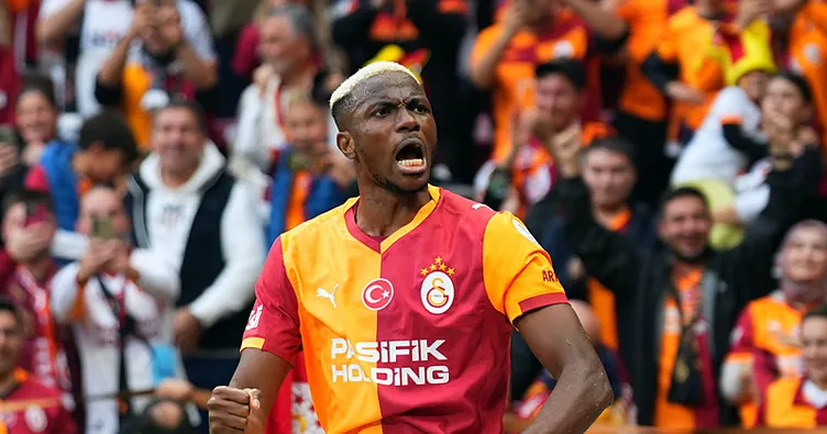 Victor Osimhen, Okan Buruk’u yakaladı