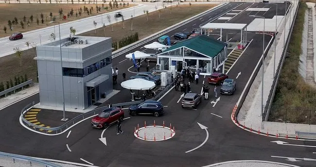 CHP Togg’a hayran kaldı