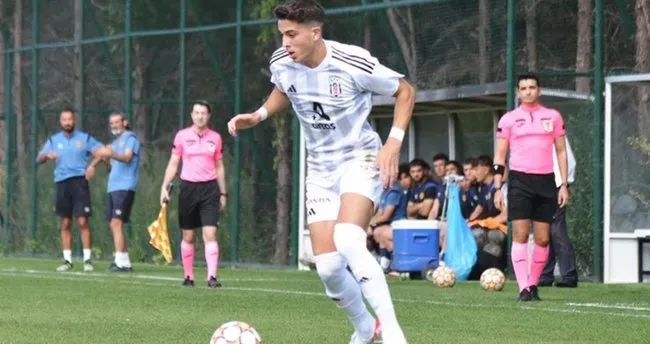 Geleceğin Arda Turan’ı Beşiktaş’tan! Burak Yılmaz’dan Yakup Arda Kılıç’a özel ilgi… – BJK HABERLERİ Geleceğin Arda Turan’ı Beşiktaş’tan! Burak Yılmaz’dan Yakup Arda Kılıç’a özel ilgi… – BJK HABERLERİ