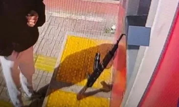 Tüfeği ATM’ye dayayıp para çekmişti: O silah oyuncak çıktı! #istanbul