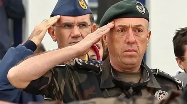 bakan-gurlek-behcet-oktayin-ailesiyle-bir-araya-geliyor-1786001592757.jpg