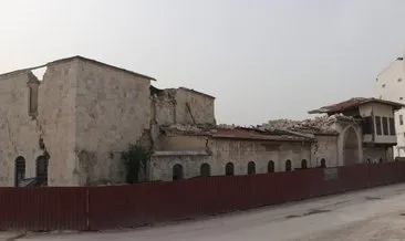 Hatay ve Osmaniye’de depremde zarar gören vakıf eserler onarılıyor