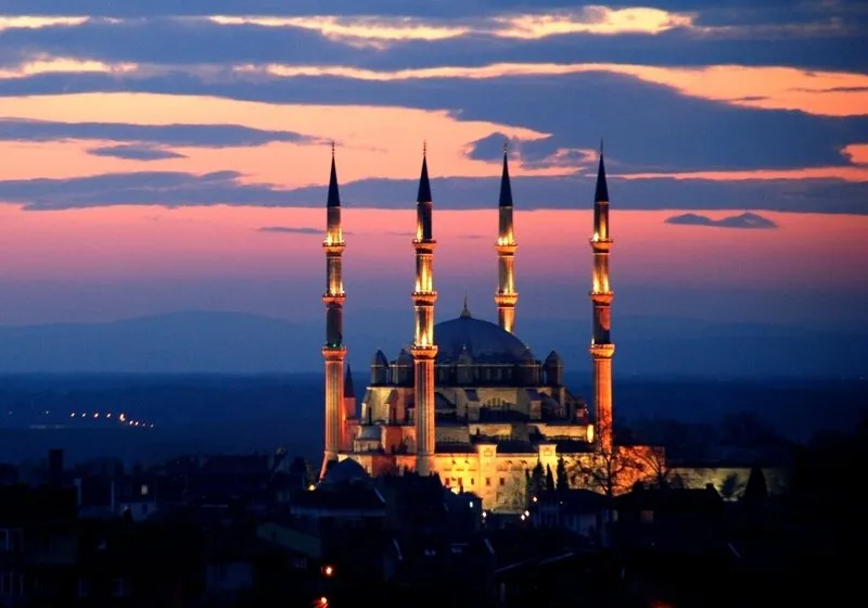 İstanbul İmsakiyesi 2021 yayınlandı: İstanbul İmsakiye ile iftar vakti ve sahur saatleri! İstanbul’da iftar saati, sahur ve imsak vakti saat kaçta?