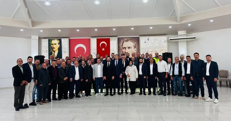 Arınç Saruhanlı’da muhtarlarla buluştu