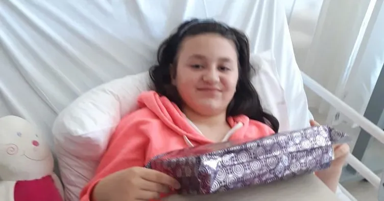 Hasta yatağında 23 Nisan coşkusu!