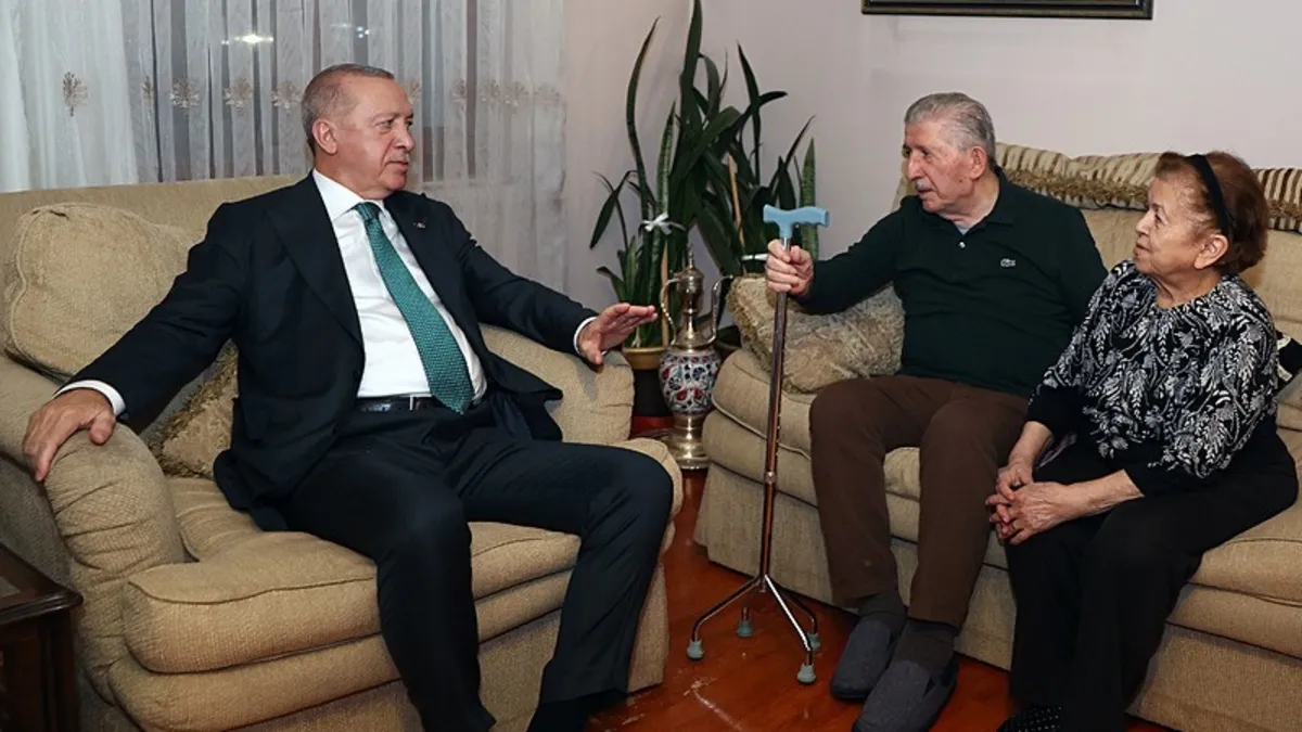 Başkan Erdoğan’dan Köksal Toptan’a ziyaret Başkan Erdoğan’dan Köksal Toptan’a ziyaret